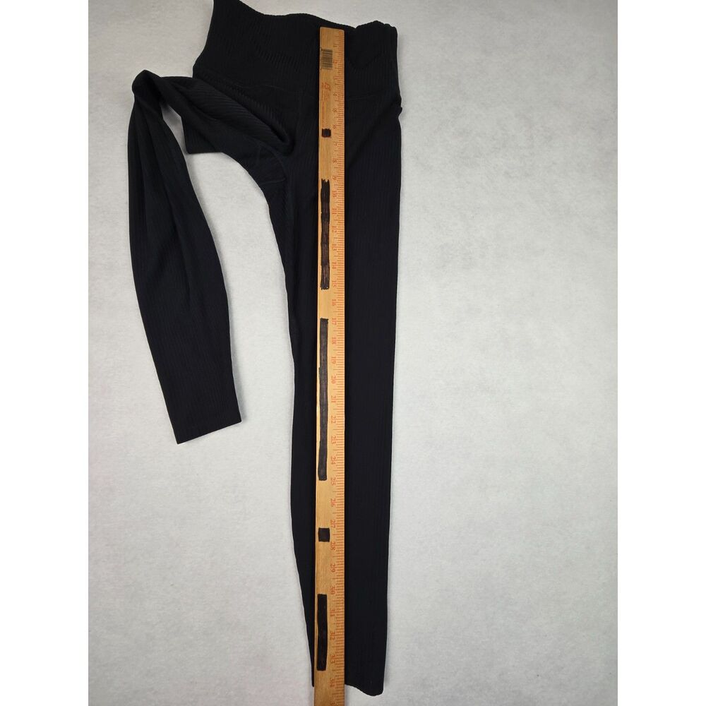 All In Motion Black Ribbed Leggings - Picture 9 of 9